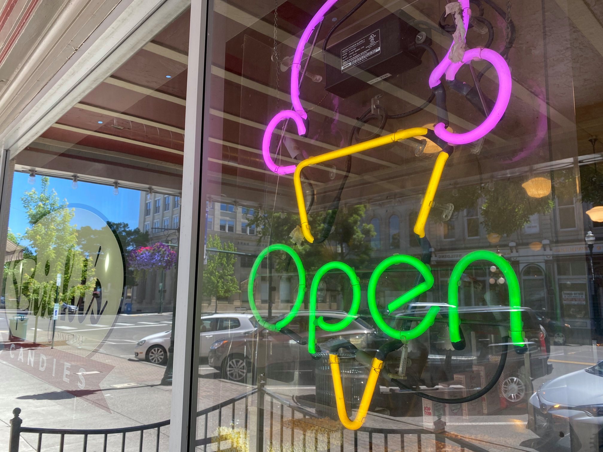 Walla Walla, WA Restaurants Open for Takeout, Curbside Service and/or