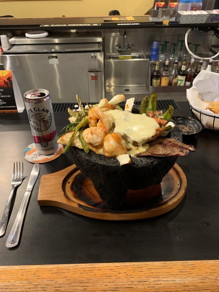El Agave Mexican Grill & Cantina 1750 N Casaloma Dr, Appleton
