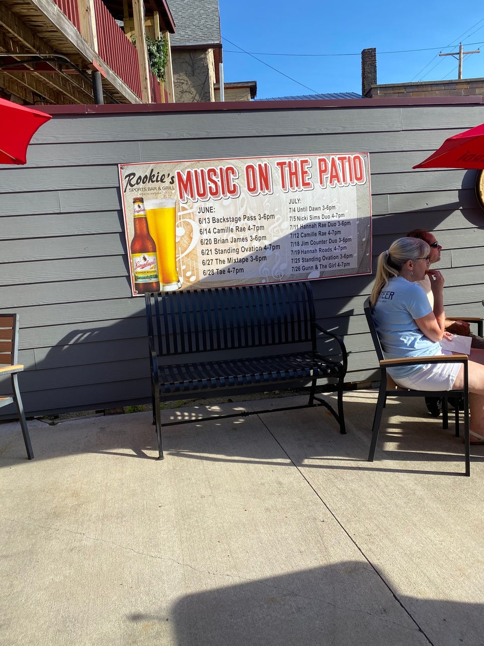 Rookie's Sports Bar & Grill 325 N Appleton St, Appleton