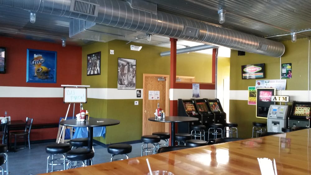 Study Hall Grille and Pub 313 E Calumet St, Appleton