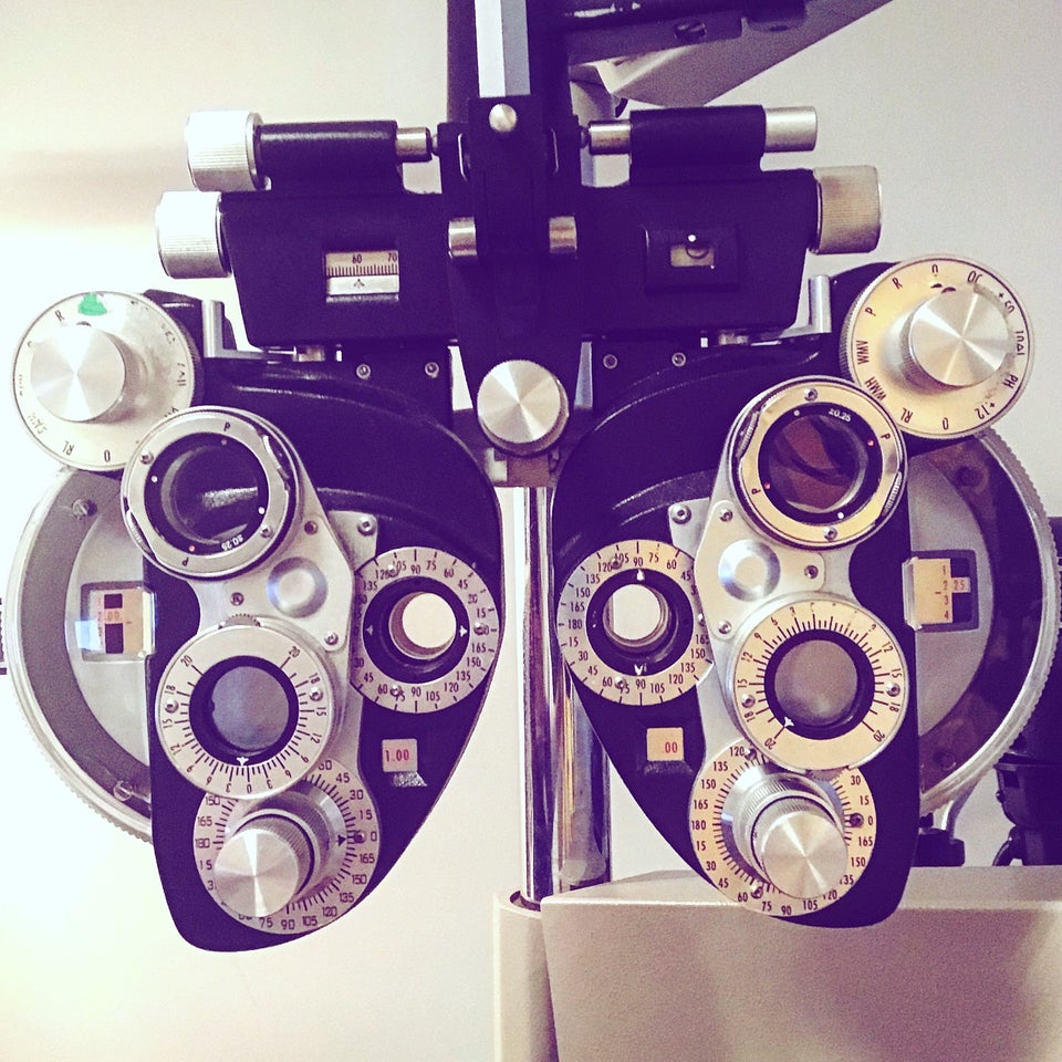 LensCrafters 5794 N Bayshore Dr Q-121, Glendale