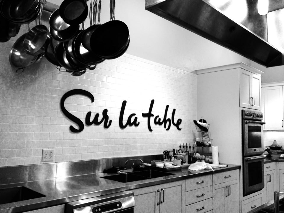 Sur La Table Bayshore Town Center, 480 West Northshore Drive, Glendale