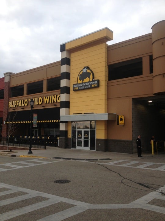 Buffalo Wild Wings 590 West Northshore Drive N-145, Glendale