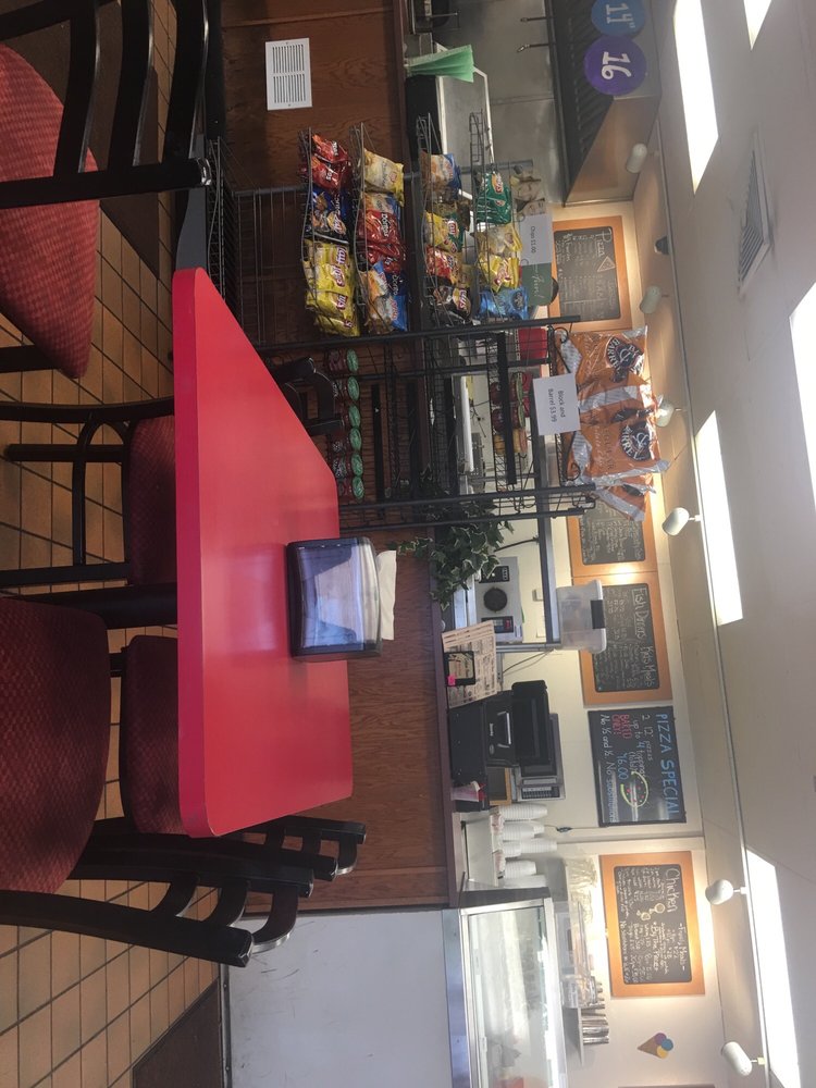Hansen's Dairy & Deli 620 Gray St, Green Bay