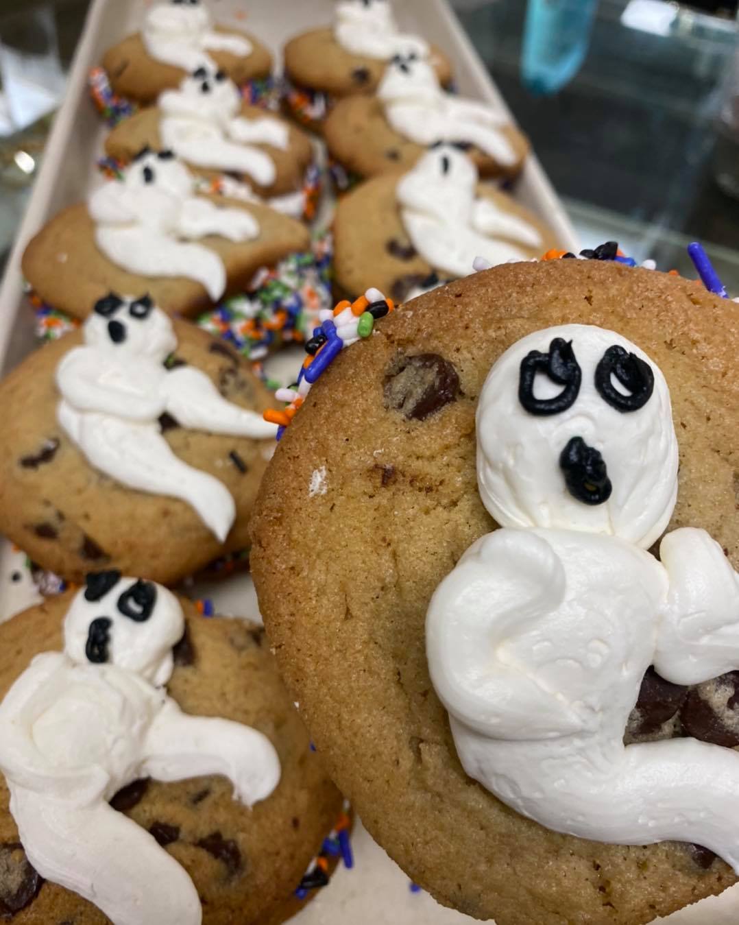 Uncle Mike's Bake Shoppe 2999 E Mason St, Green Bay