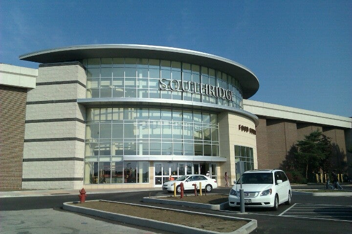 SOUTHRIDGE MALL - Greendale WI - Hours, Directions, Reviews - Loc8NearMe