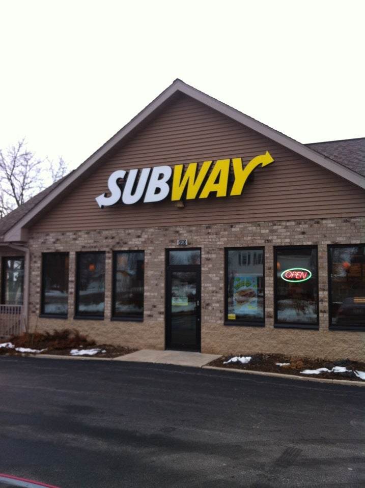 Subway Restaurants 720 Madison Ave, Howards Grove