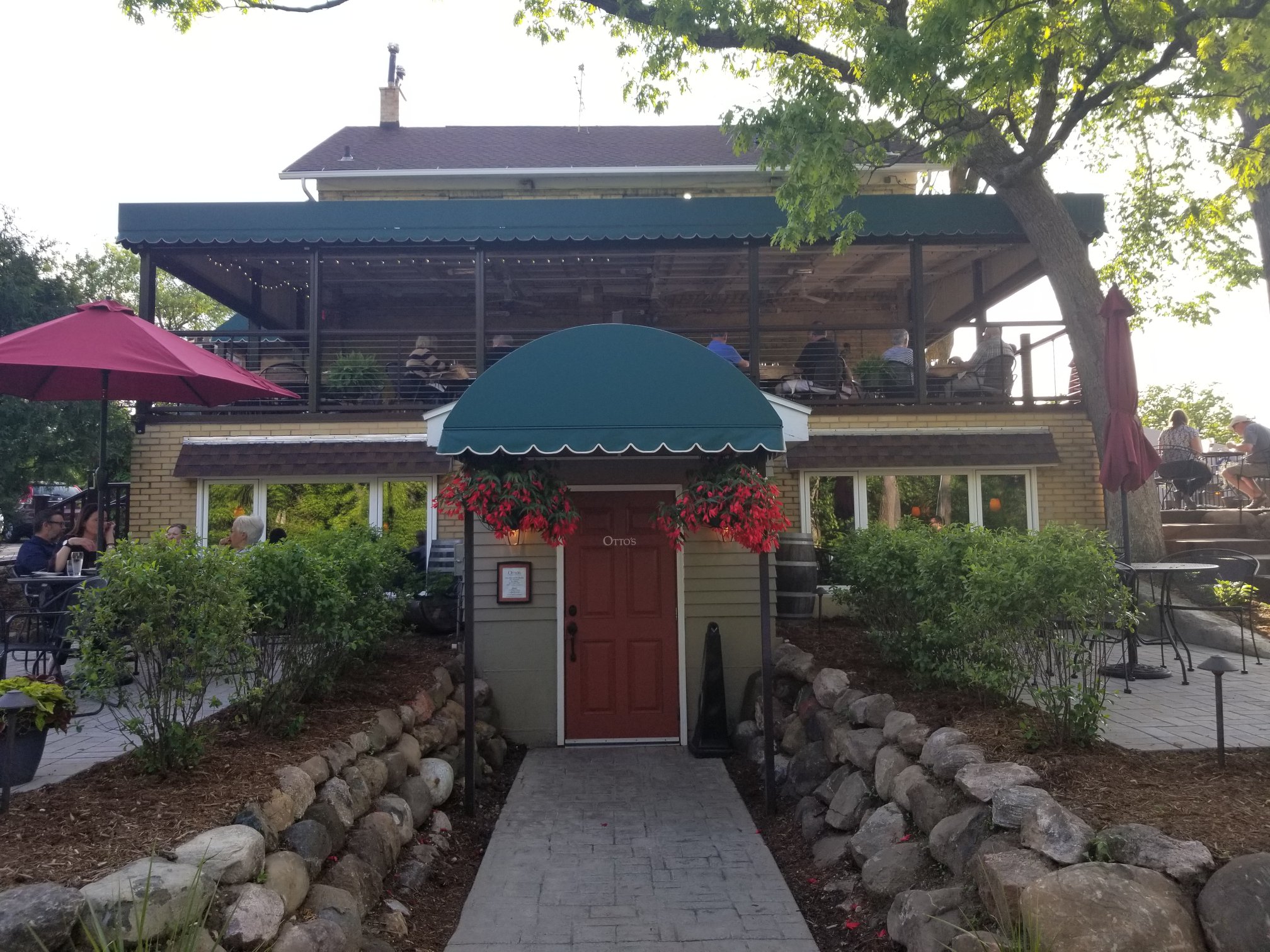 Otto's Restaurant & Bar 6405 Mineral Point Rd, Madison