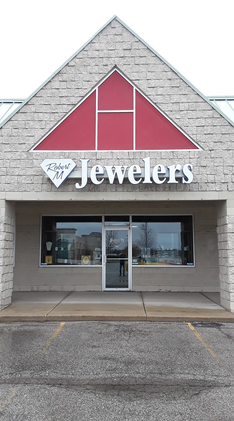 Robert M Jewelers Inc