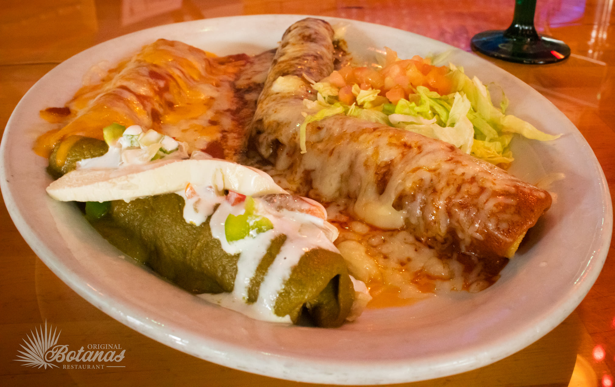 Botanas Restaurant 816 S 5th St, Milwaukee