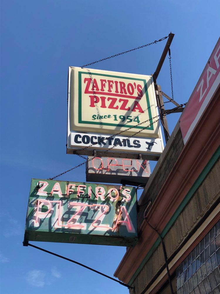 Zaffiro's Pizza & Bar 1724 N Farwell Ave, Milwaukee