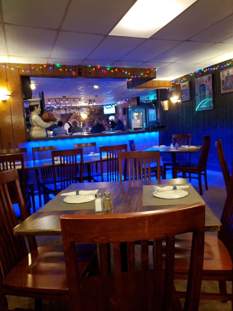 Tanino's Italian & Amer Restaurant 3525 S 76th St, Milwaukee