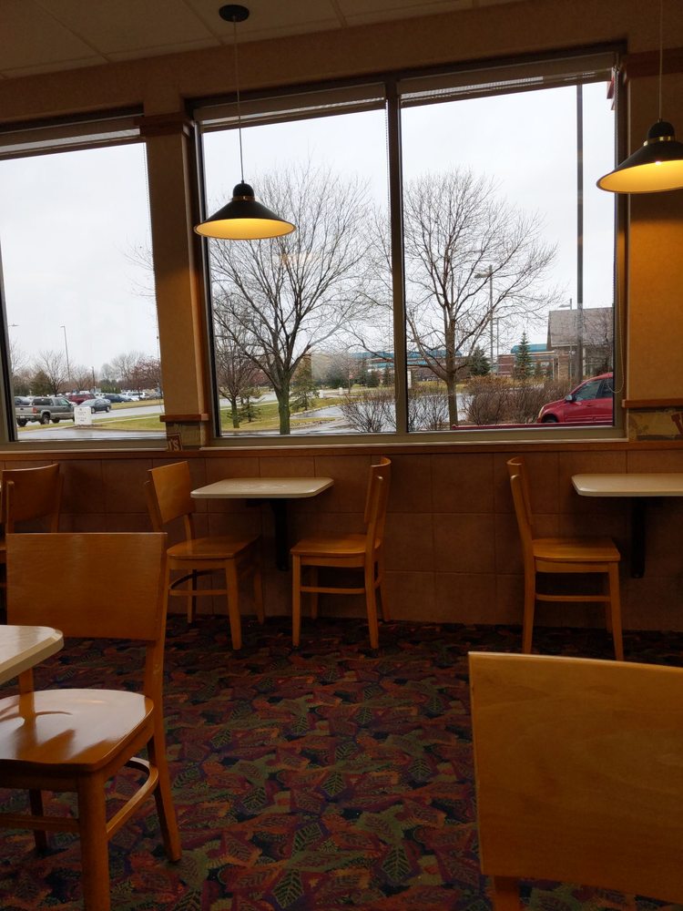 Oshkosh, WI Restaurants Open for Takeout, Curbside Service and/or