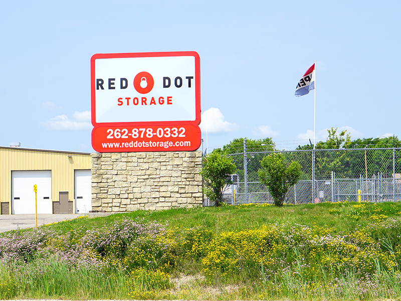 Red Dot Storage