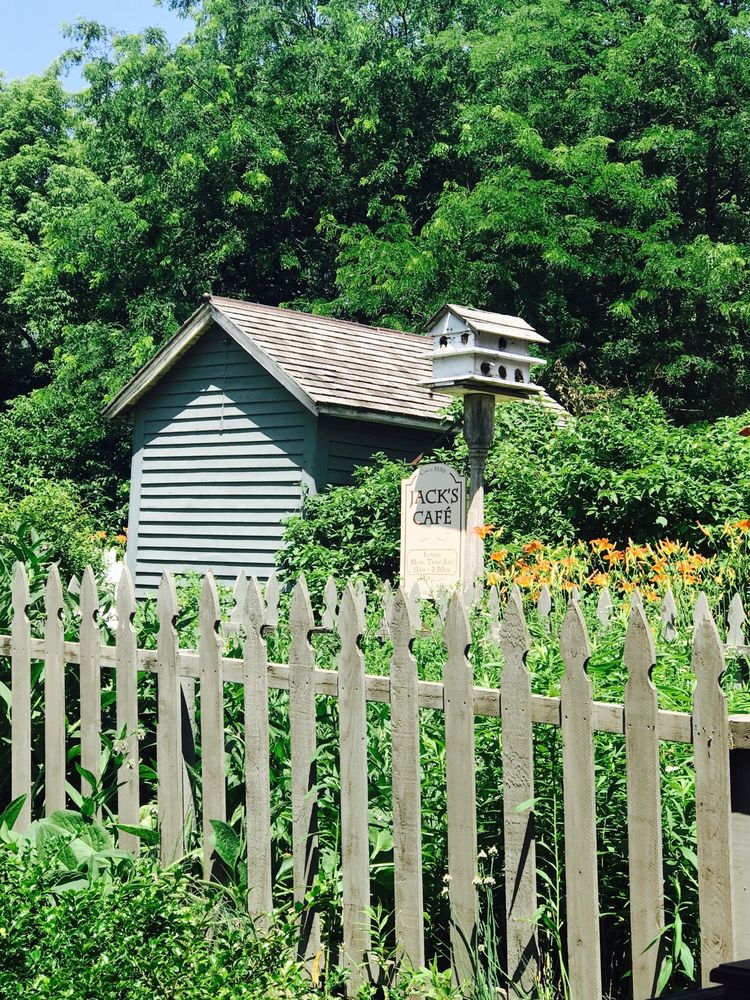 Waukesha, WI Restaurants Open for Takeout, Curbside Service and/or Delivery Restaurantji