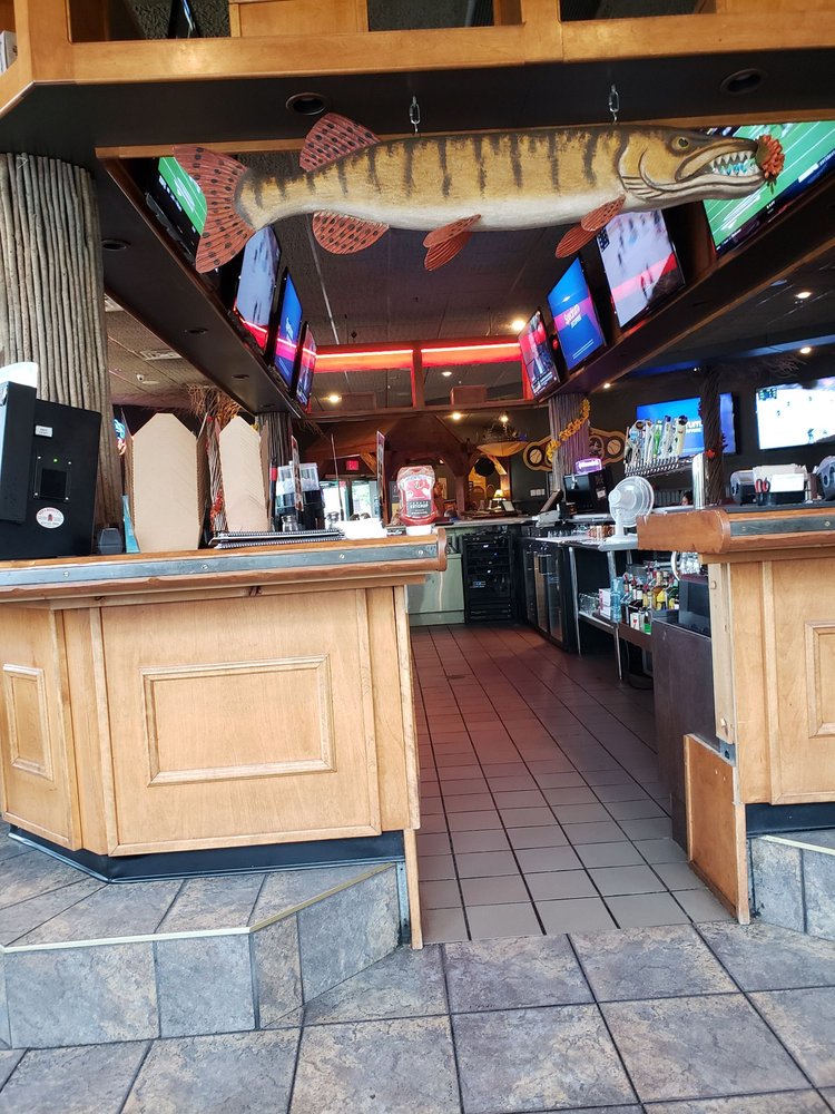 West Bend, WI Restaurants Open for Takeout, Curbside Service and/or