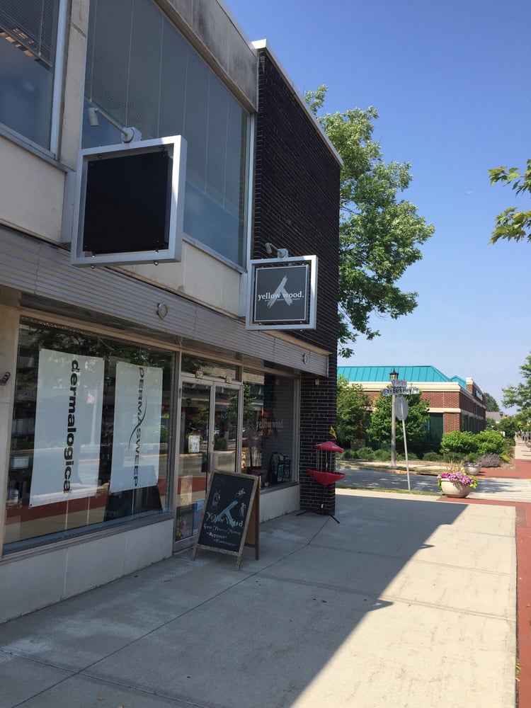 Yellow Wood 401 E Silver Spring Dr, Whitefish Bay