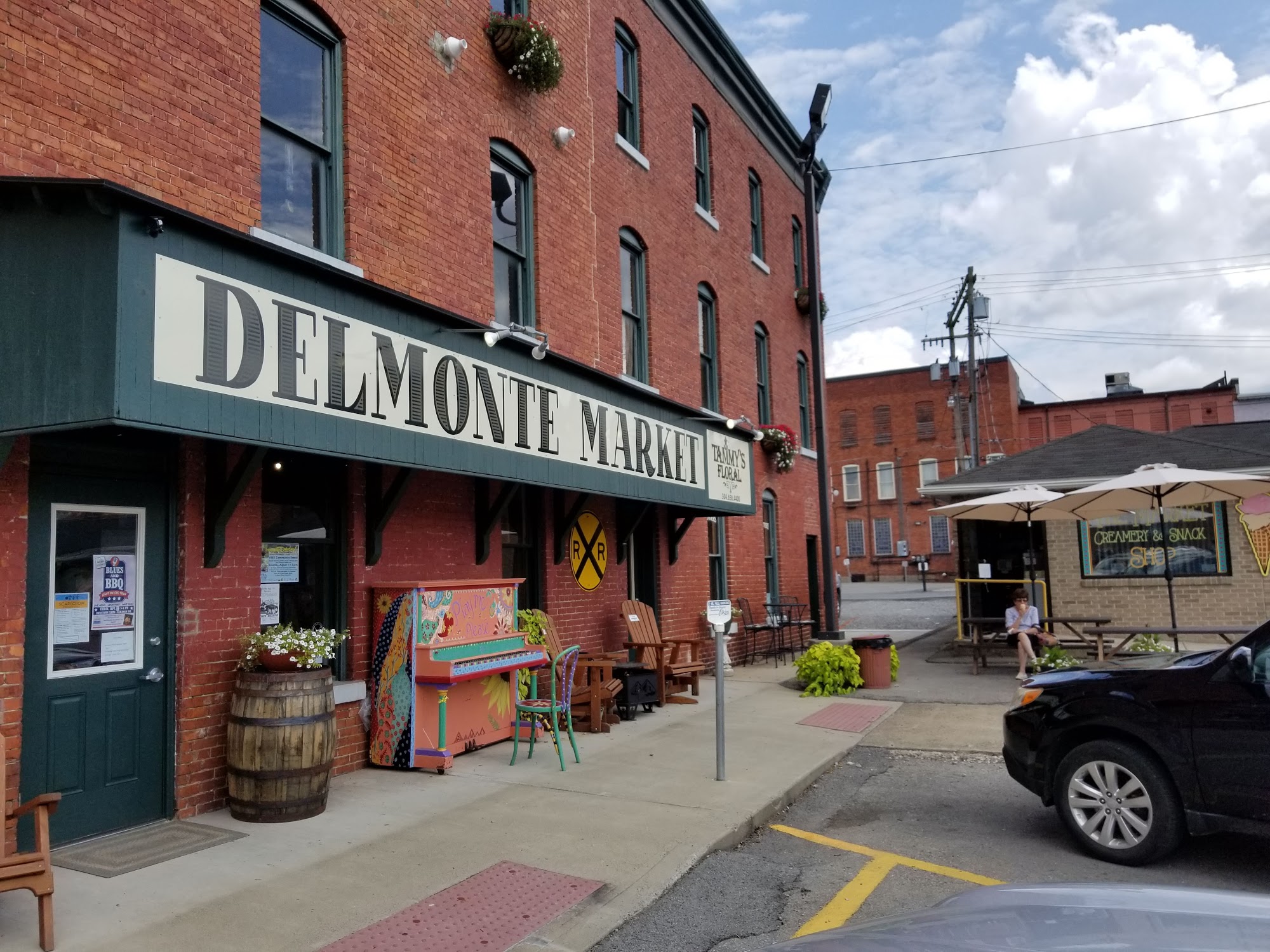 Delmonte Market